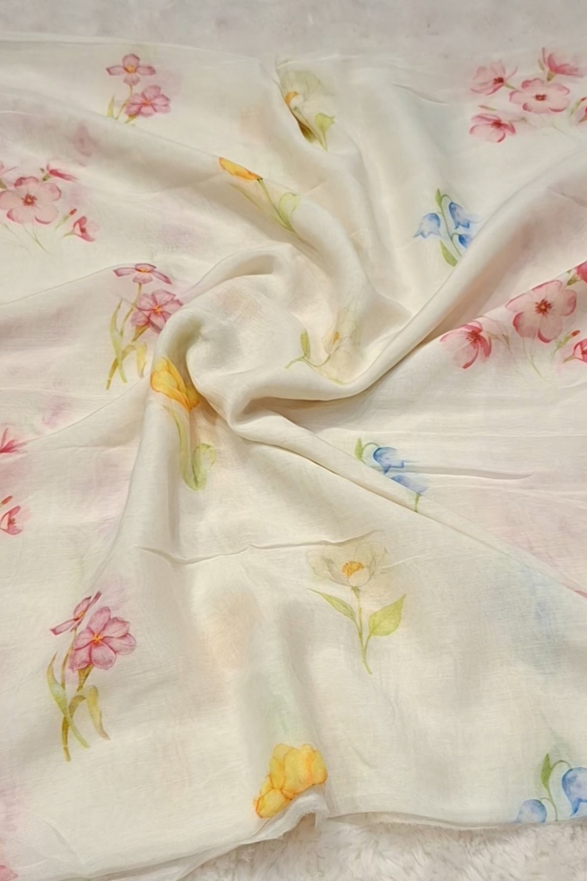 White & Yellow -Gul Suit Set Fabric