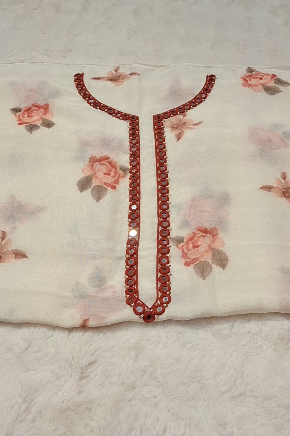 White & Brown -Gul Suit Set Fabric