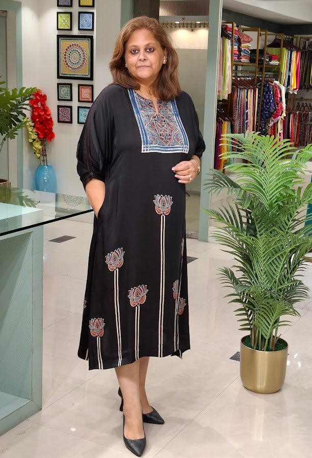 Kaftan Dress(Black Lotus)