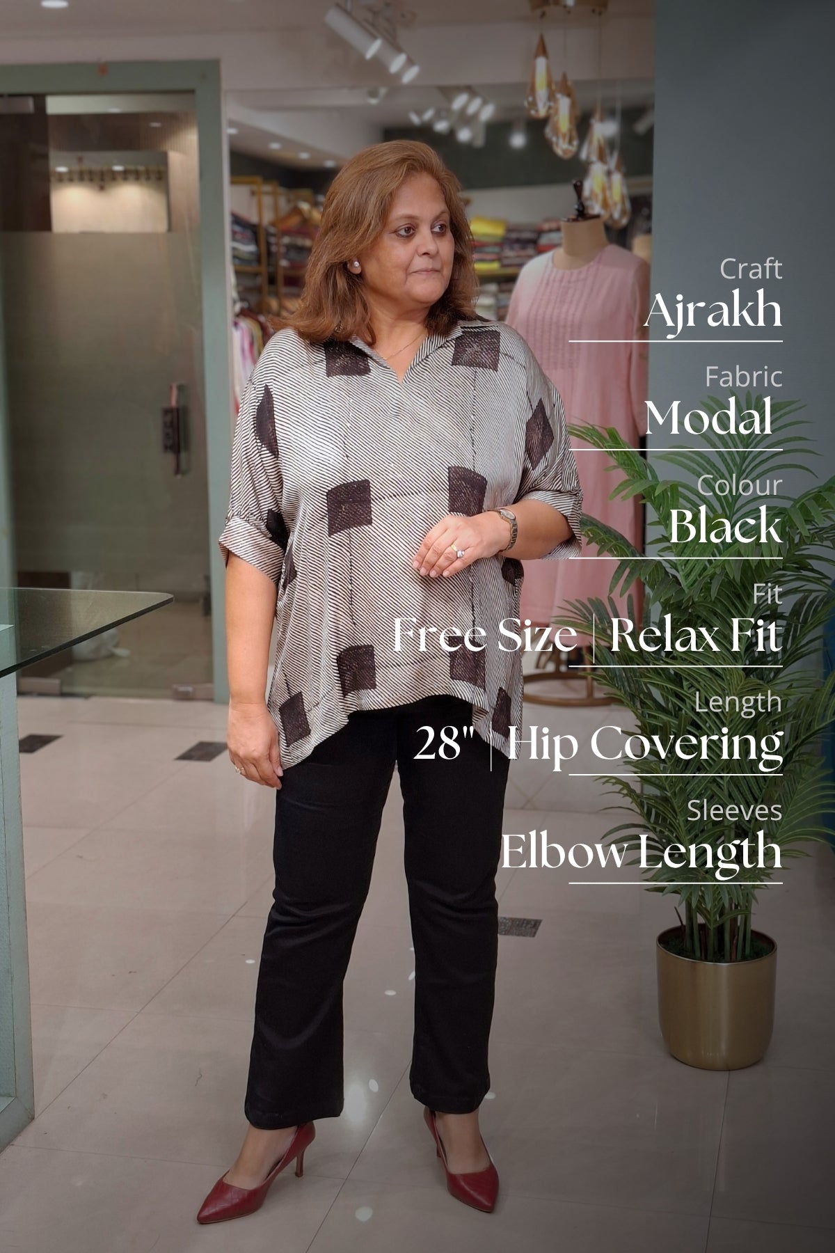 Black Abstract - Rivaa Shirt